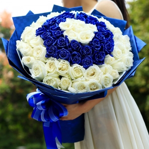 天津今生今世-99枝精品蓝色玫瑰、白色玫瑰混搭