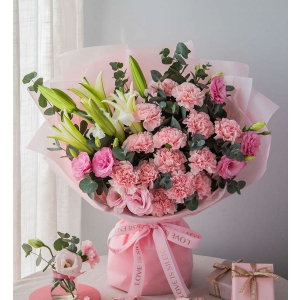 天津爱的祝福-粉色康乃馨16枝、白色香水百合2枝、粉色洋桔梗3枝