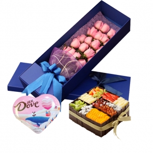 天津暖暖的幸福-19枝戴安娜玫瑰，搭配绿叶+8寸水果蛋糕+德芙心形巧克力礼盒98g